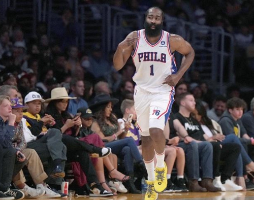 仅反映了球 仅反映了球